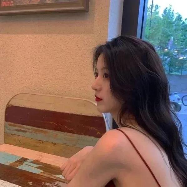 赞美年长的女人